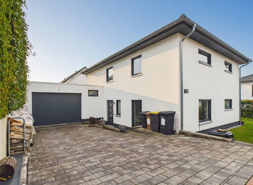 Hausansicht in Bestlage - 