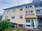 Hauseingang.jpeg - 3 Zimmer Etagenwohnung zum Kaufen in Teningen