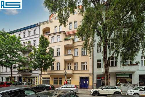 Straßenfassade - Vermietete Zweizimmerwohnung mit tollen Altbaudetails unweit des Klausenerplatzes