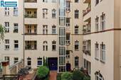 Hofansicht Vorderhaus - Etagenwohnung mit 55,80 m² in Berlin zum Kaufen