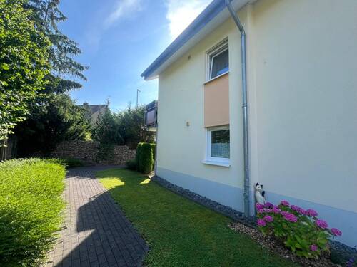 Weg ums Haus - 