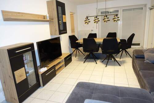 Wohn-Essbereich - 2 Zimmer Terrassenwohnung zur Miete in Neumarkt-Sankt Veit