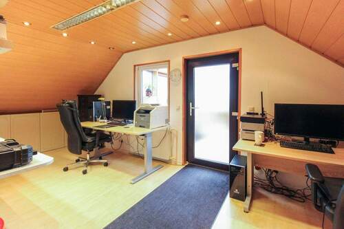 Arbeits-/Kinderzimmer 1.OG - 