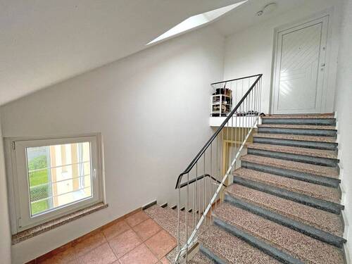 Treppenhaus - Etagenwohnung mit 107,60 m&sup2; in Hannover zum Kaufen