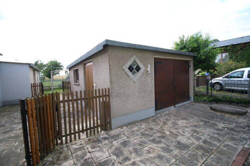 Garage - 