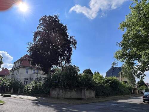 Blick auf Grundstück.JPG - 2 Stadtvillen - Wohnungen von 106 m² bis 121 m², teilweise mit eigenem Gartenanteil im Markkleeberger Villenviertel (Neubauprojekt)
