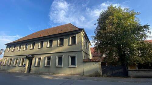 IMG_6240.jpg - 9 Zimmer Mehrfamilienhaus, Wohnhaus zum Kaufen in Volkach