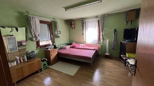 OG rechts Schlafzimmer - 