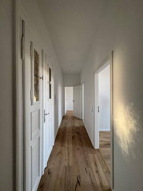 Bild 1 - Goßzügiges 1,5-Zimmer Appartment zum Einziehen oder Vermieten