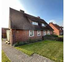 Kleine solide Doppelhaushälfte mit großem Garten - Schneverdingen