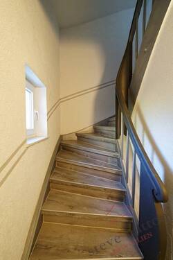 13366 Treppe EG/OG - 