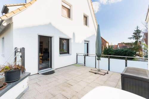 Terrasse EG - Einfamilienhaus mit 142,00 m&sup2; in Markt Einersheim zum Kaufen