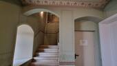 Treppenhaus - 2 Zimmer Etagenwohnung zum Kaufen in Dresden