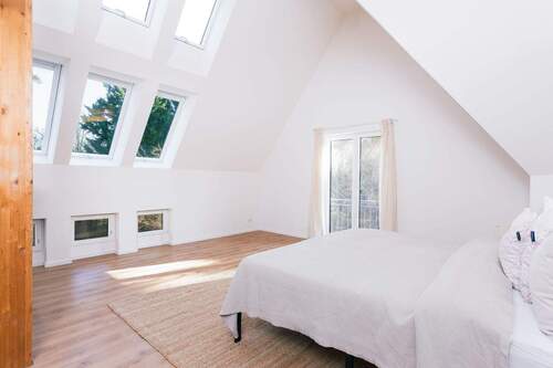 ca. 40 m² Master Bedroom - 