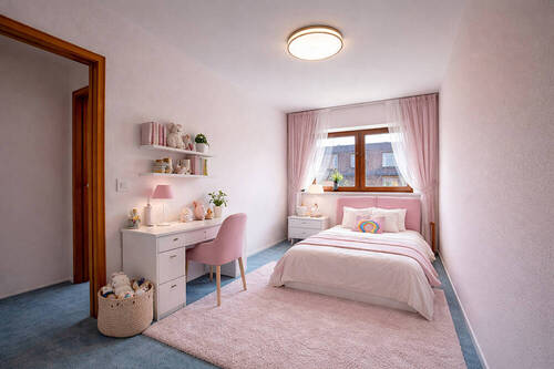 Kind_II-3_gestaged - 