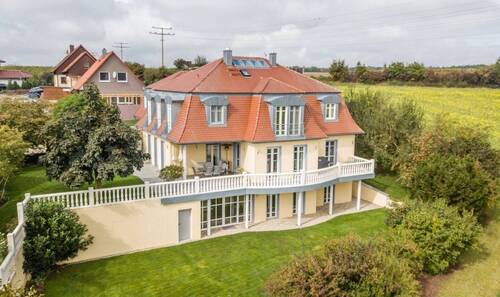 Ansicht Süden.jpg - einmaliges Luxus Anwesen - 1.425.000,00 EUR Kaufpreis, ca.  450,00 m² Wohnfläche