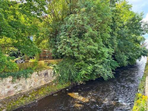 4 - Mehrfamilienhaus, Wohnhaus mit 240,00 m² in Kaufungen zum Kaufen