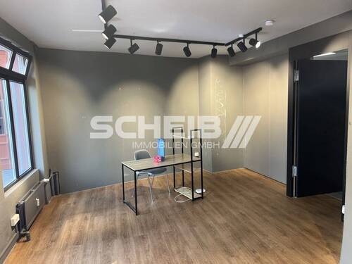 Büro - Kleine Bürofläche mitten in der Fußgängerzone
