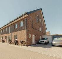 Einziehen und wohlfühlen - modernes Reihenendhaus in zentraler Lage von Langenfeld-Reusrath - Langenfeld (Rheinland)