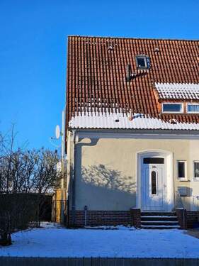 Hausansicht.jpg - 4 Zimmer Mehrfamilienhaus, Wohnhaus in Anklam