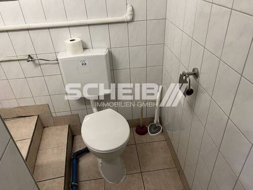 WC - 