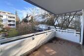 Blick vom Balkon - 2 Zimmer Etagenwohnung in Stuttgart