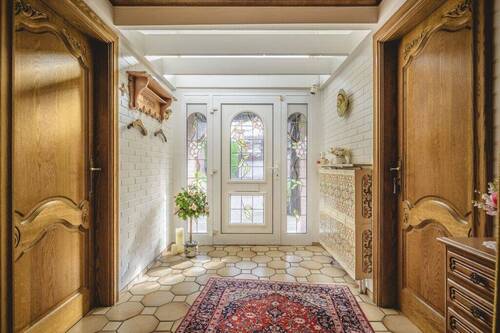 Diele - Einfamilienhaus mit 158,00 m² in Würselen zum Kaufen