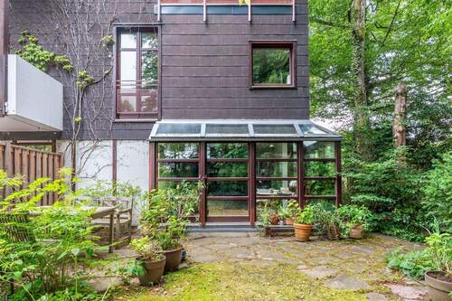 Große Fensterfront. - 