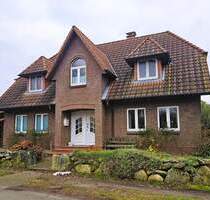 Ein Haus mit viel Platz im Grünen ! - Steinburg