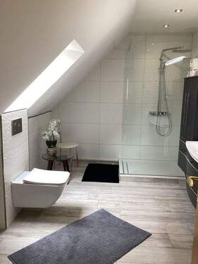 neu renoviertes Bad - 