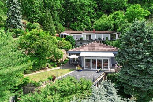 Ansicht der Gesamtliegenschaft - ***PROVISIONSFREI*** Exklusives Wohnerlebnis mit freiem Blick auf die Elbe - Willkommen Zuhause!