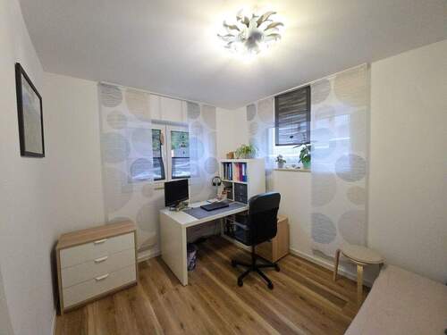 Kinderzimmer UG - Einfamilienhaus mit 125,00 m&sup2; in Aue-Bad Schlema zum Kaufen