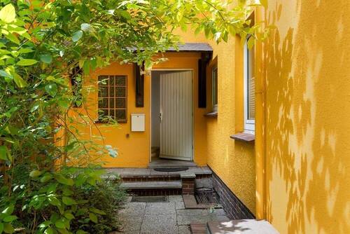 Hauseingang - 1 Zimmer Einfamilienhaus zum Kaufen in Hamburg