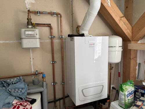 Heizungsanlage im Abstellraum - 