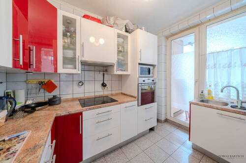 Küche mit Balkon - 