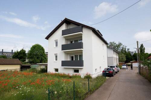 Außenansicht - Zwei Zimmer, ein Balkon, viel Licht - dein neuer Start über Göppingen