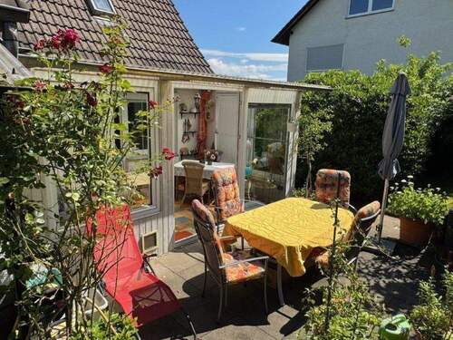 Terrassenbereich - 4 Zimmer Mehrfamilienhaus, Wohnhaus in Kassel