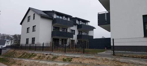 Außenansicht - moderne 3-Raum-Wohnung im Zentrum von Bergen auf der Sonneninsel Rügen zu vermieten