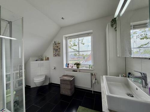 Badezimmer Dachgeschoss - 