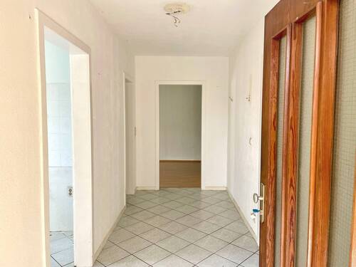 Diele EG - Mehrfamilienhaus, Wohnhaus mit 170,00 m&sup2; in Rheinberg zum Kaufen