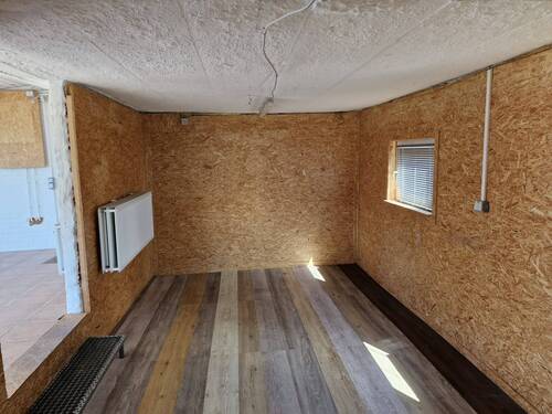 Garage - 