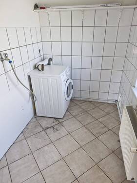 Waschraum - Mehrfamilienhaus, Wohnhaus mit 79,00 m² in Klanxbüll zum Kaufen