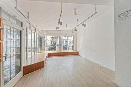 Visualisierung Laden - 9 Zimmer Mehrfamilienhaus, Wohnhaus zum Kaufen in Leonberg