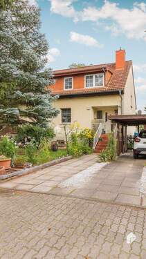Außenansicht 5 10d - Gepflegte Doppelhaushälfte mit 5 Zimmern, Garten und Terrasse in Basdorf