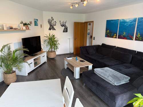 IMMER NOCH DAS WOHNZIMMER / ANDERER BLICKWINKEL - 3 Zimmer Etagenwohnung in Witten