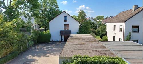 Zufahrt - 2 Zimmer Etagenwohnung zum Kaufen in Augsburg