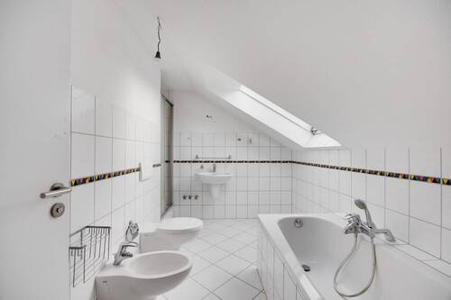 Badezimmer Dachgeschoss - 