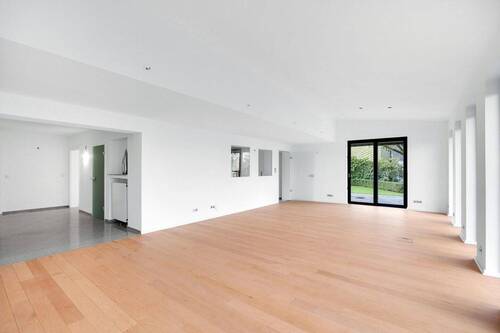 Wohnzimmer - Einfamilienhaus mit 385,60 m&sup2; in Halver zum Kaufen