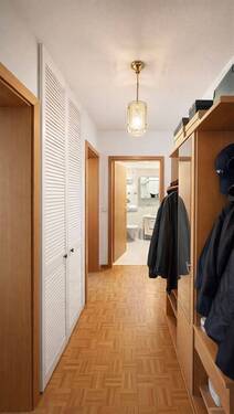 Flur - 2 Zimmer Etagenwohnung zum Kaufen in Haunstetten