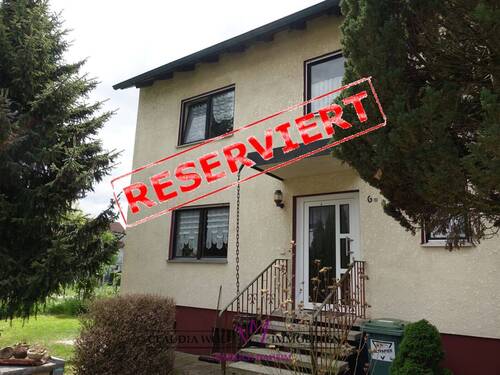 claudia_wolf_immobilien_Reserviert - *** WOHLFÜHLEN IM EIGENEN HAUS! - Großzügige und helle Doppelhaushälfte mit Sonnenterrasse in Wassertrüdingen ***